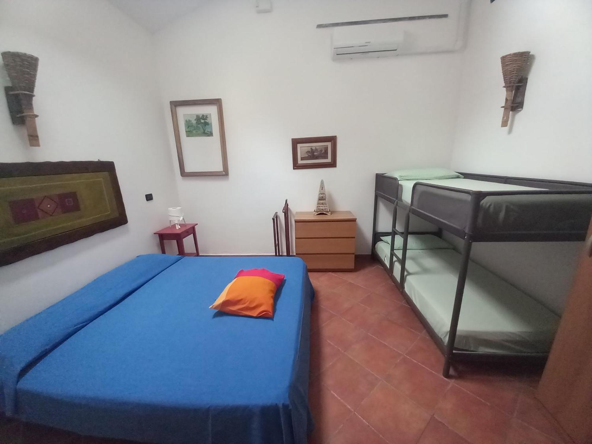"La Casita", 2 Floors Apartment, Private Parking 1 Car Or 2 Bikes, Air-Cond And Terrace リヴォルノ エクステリア 写真