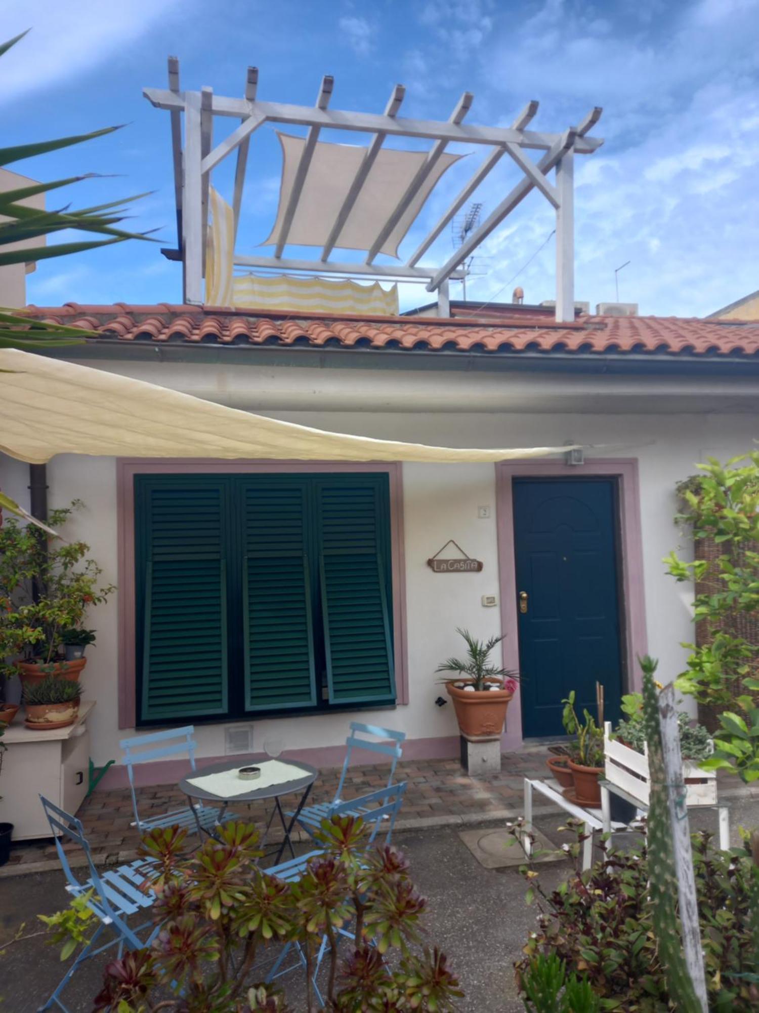"La Casita", 2 Floors Apartment, Private Parking 1 Car Or 2 Bikes, Air-Cond And Terrace リヴォルノ エクステリア 写真